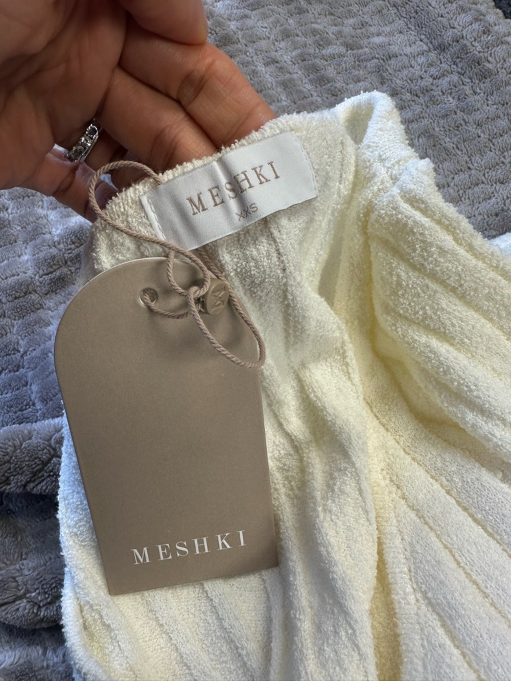 MESHKI Cream Ribbed Knit Midi Dress Side Slit Long Sleeve Bodycon XS NWT - Picture 6 of 6